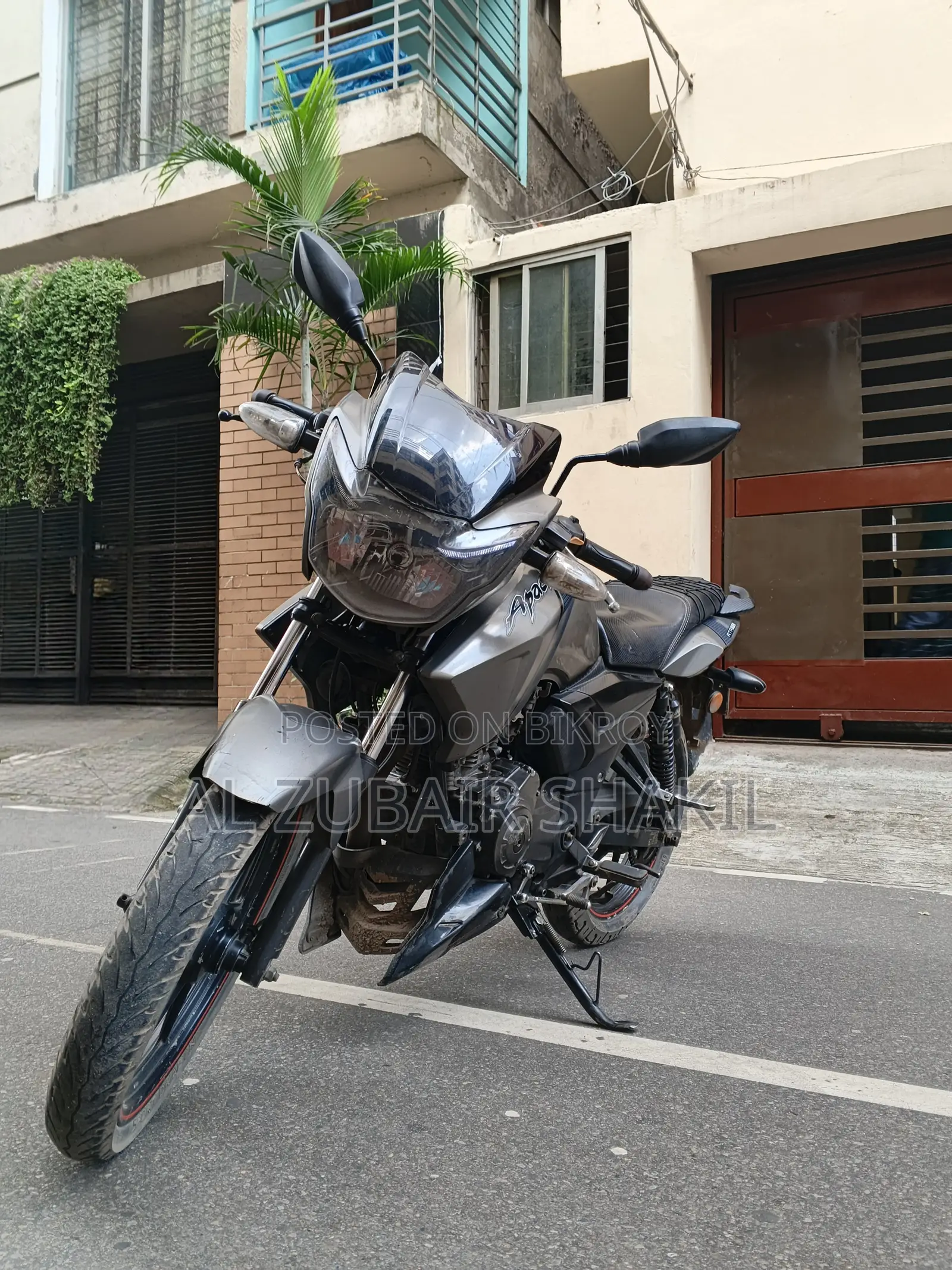টিভিএস ২০১৪ গ্রে
