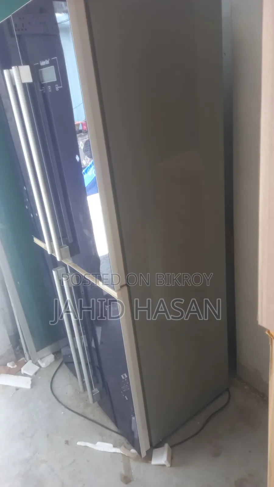 একটি রানিং ফ্রিজ বিক্রয় করা হবে