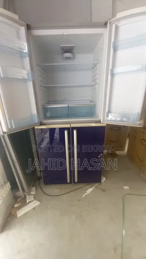 একটি রানিং ফ্রিজ বিক্রয় করা হবে