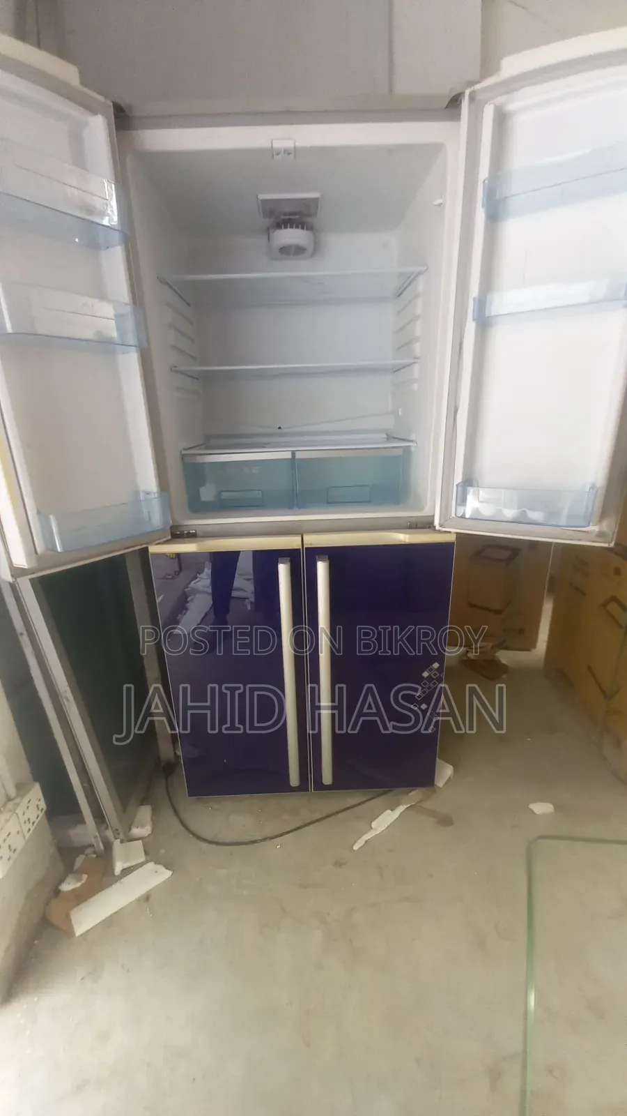 একটি রানিং ফ্রিজ বিক্রয় করা হবে