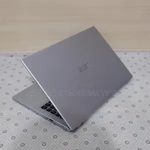 Laptop Acer 4GB Intel SSD 256GB