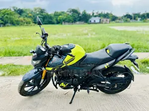 Hero Thriller 160R 4V 2025 Green