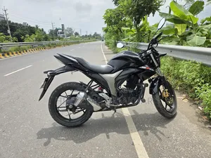 Suzuki Gixxer 2024 Black