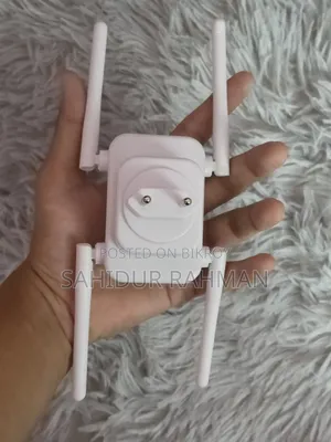 WiFi Repeater / Range Extender 300Mbps | 4 Antenna | Brand New