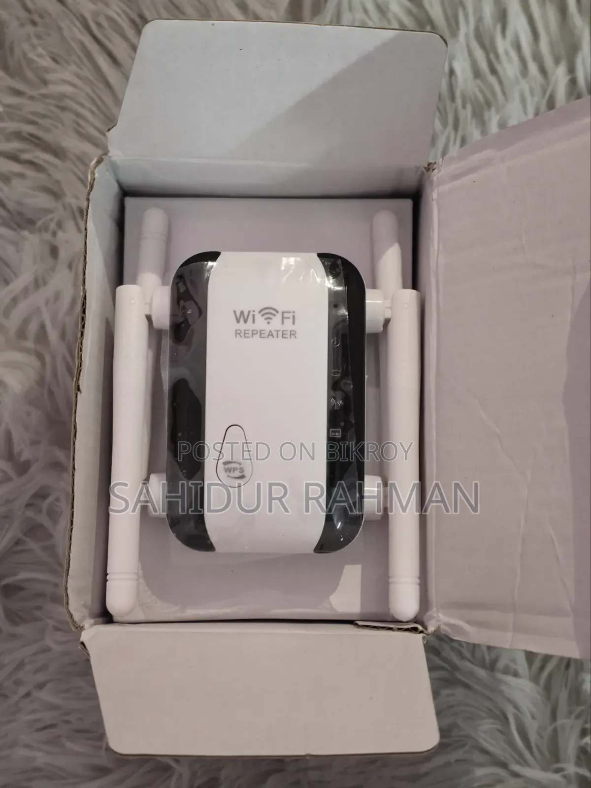 WiFi Repeater / Range Extender 300Mbps | 4 Antenna | Brand New