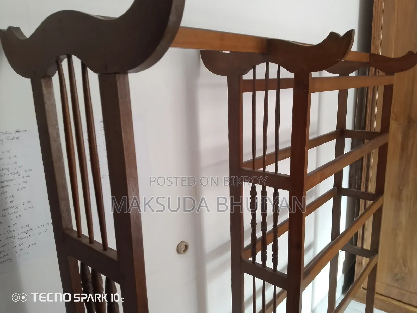 Clothes Stand