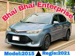 টয়োটা এক্সিও ২০১৫ ব্লু