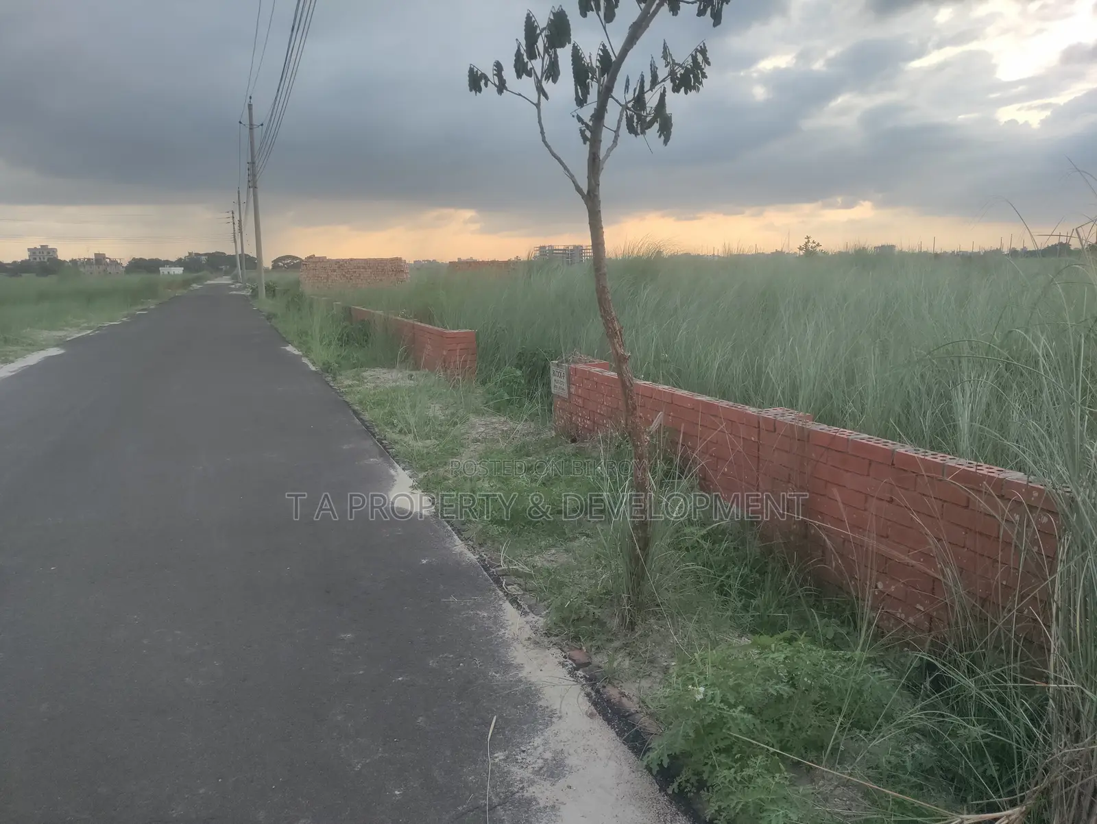5 Katha North Facing Plot for Sale, 80 Feet Road