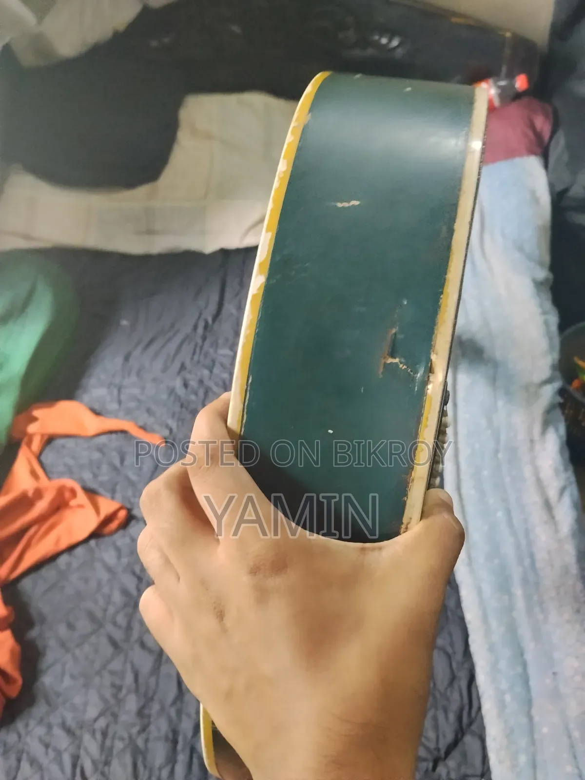 সিগনেচার গিটার