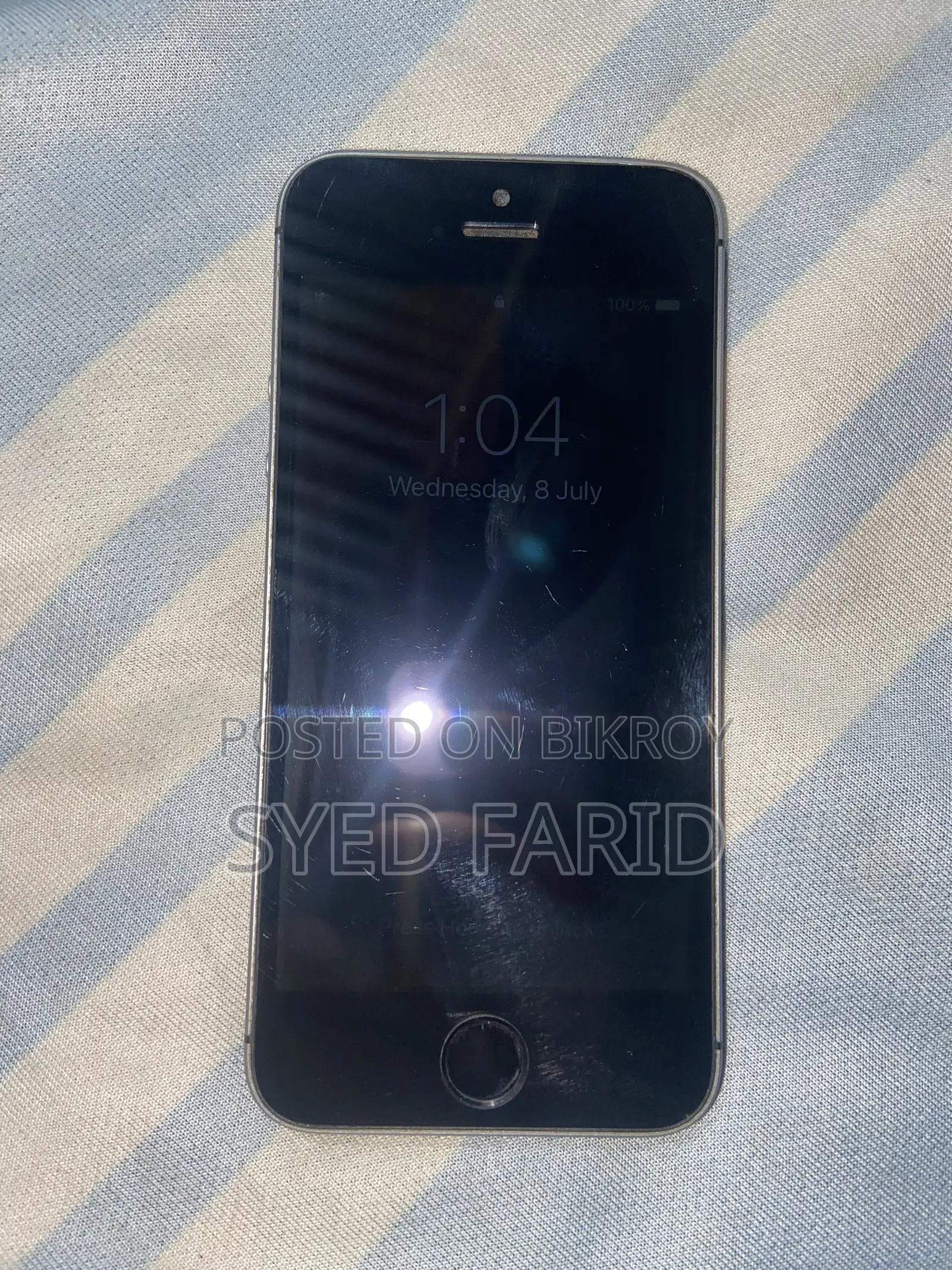 Apple iPhone SE 32 GB Silver