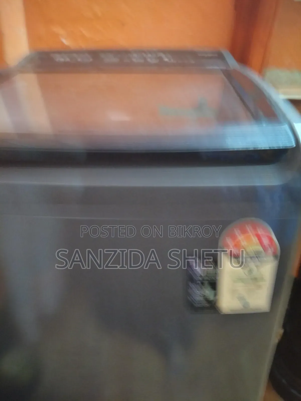 Whirlpool 7.5 Kg Top Loaded Washing Machine - Excellent Condition