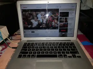 Laptop Apple MacBook Air 8GB Intel Core I5 SSD 128GB