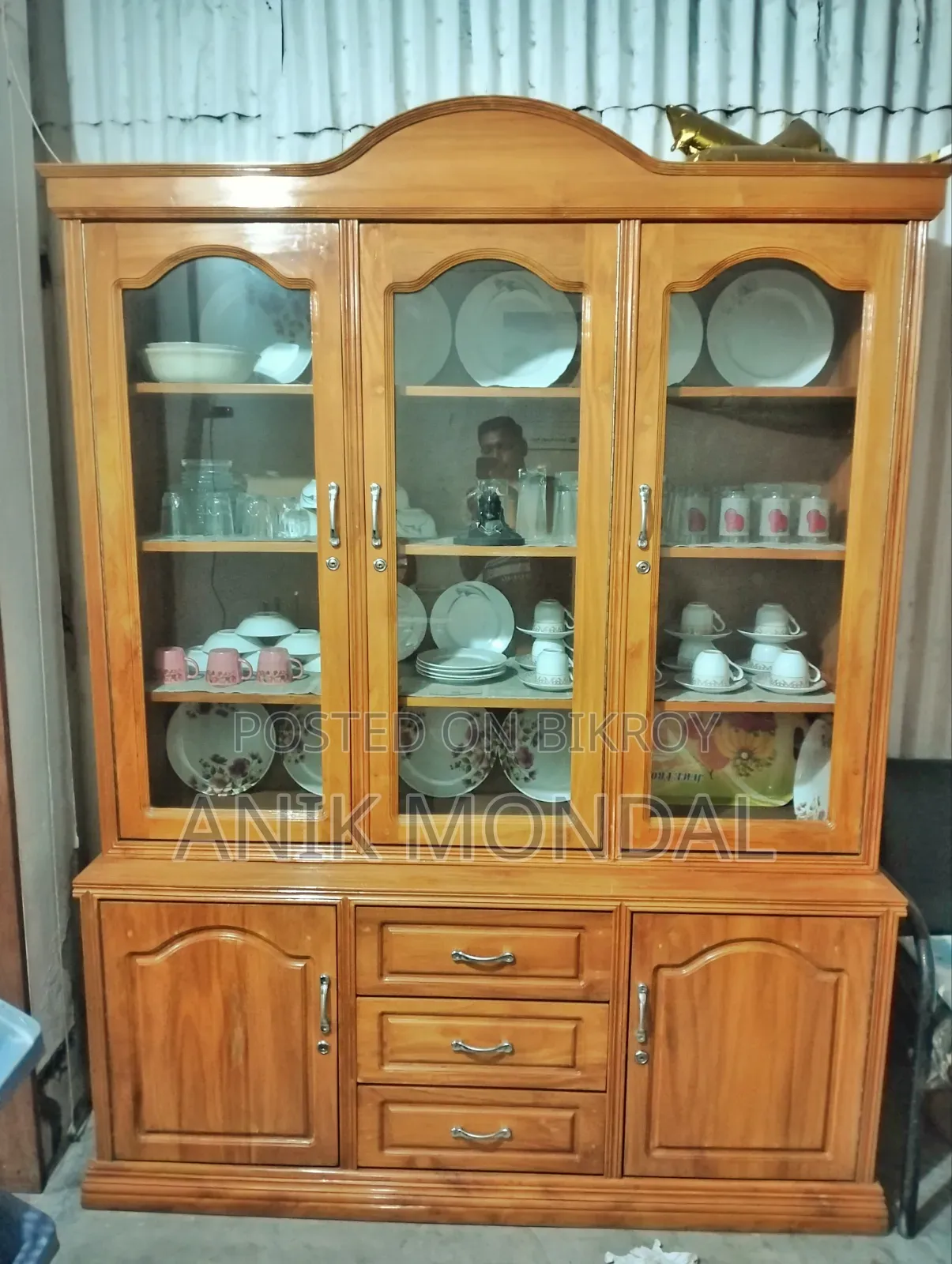 Showcase sell