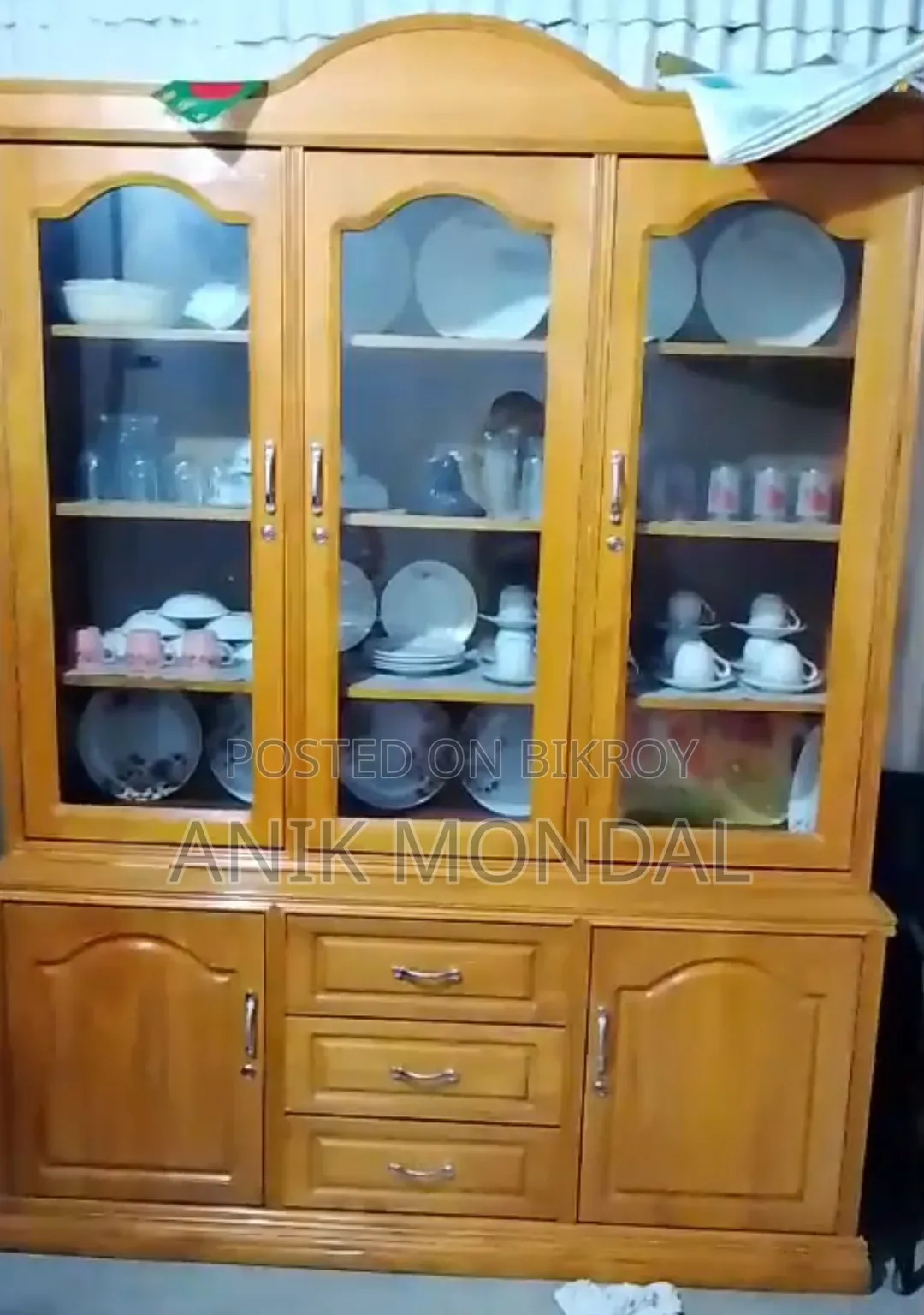 Showcase sell