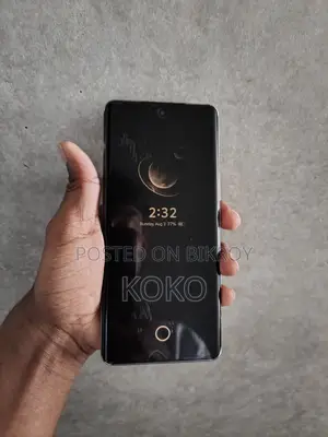 আইকু ১২৮ জিবি হোয়াইট