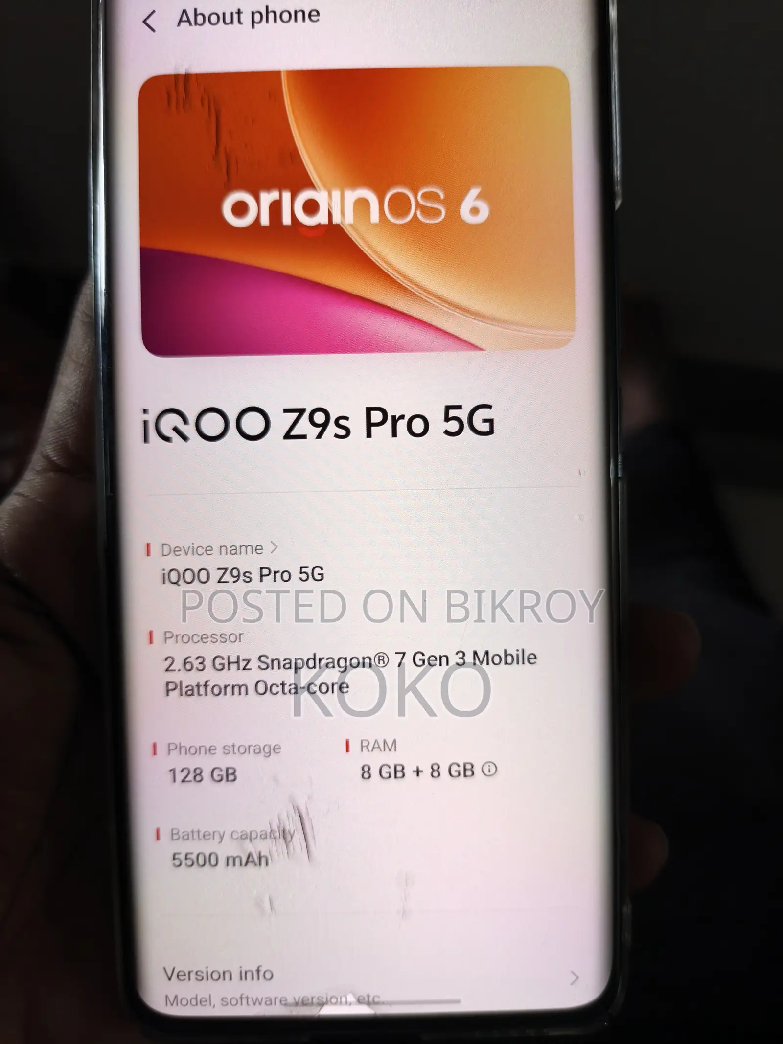 আইকু ১২৮ জিবি হোয়াইট