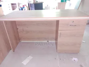 টেবিল পার্টেক্স বোর্ড