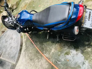 নিউ বাজাজ ডিসকভার ১৩৫ ২০১৮ ব্লু