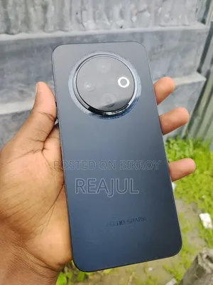 নতুন টেকনো স্পার্ক ৩০সি ১২৮ জিবি ব্ল্যাক