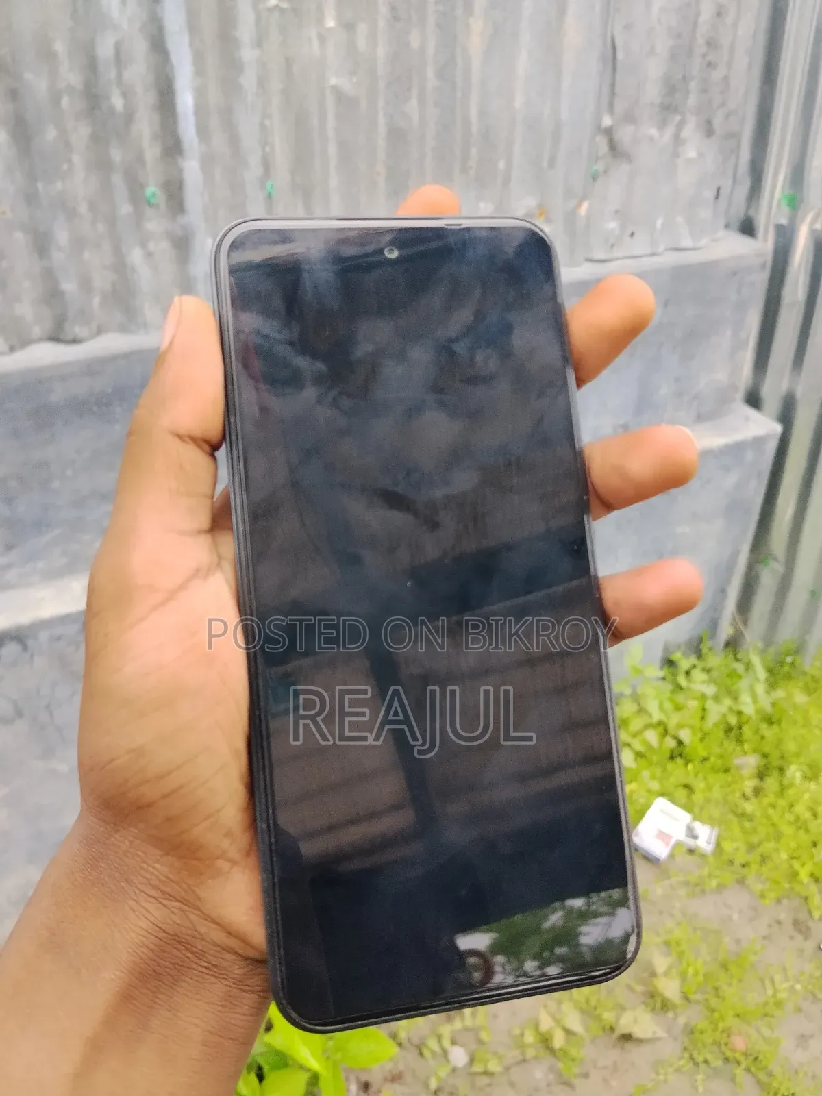 নতুন টেকনো স্পার্ক ৩০সি ১২৮ জিবি ব্ল্যাক