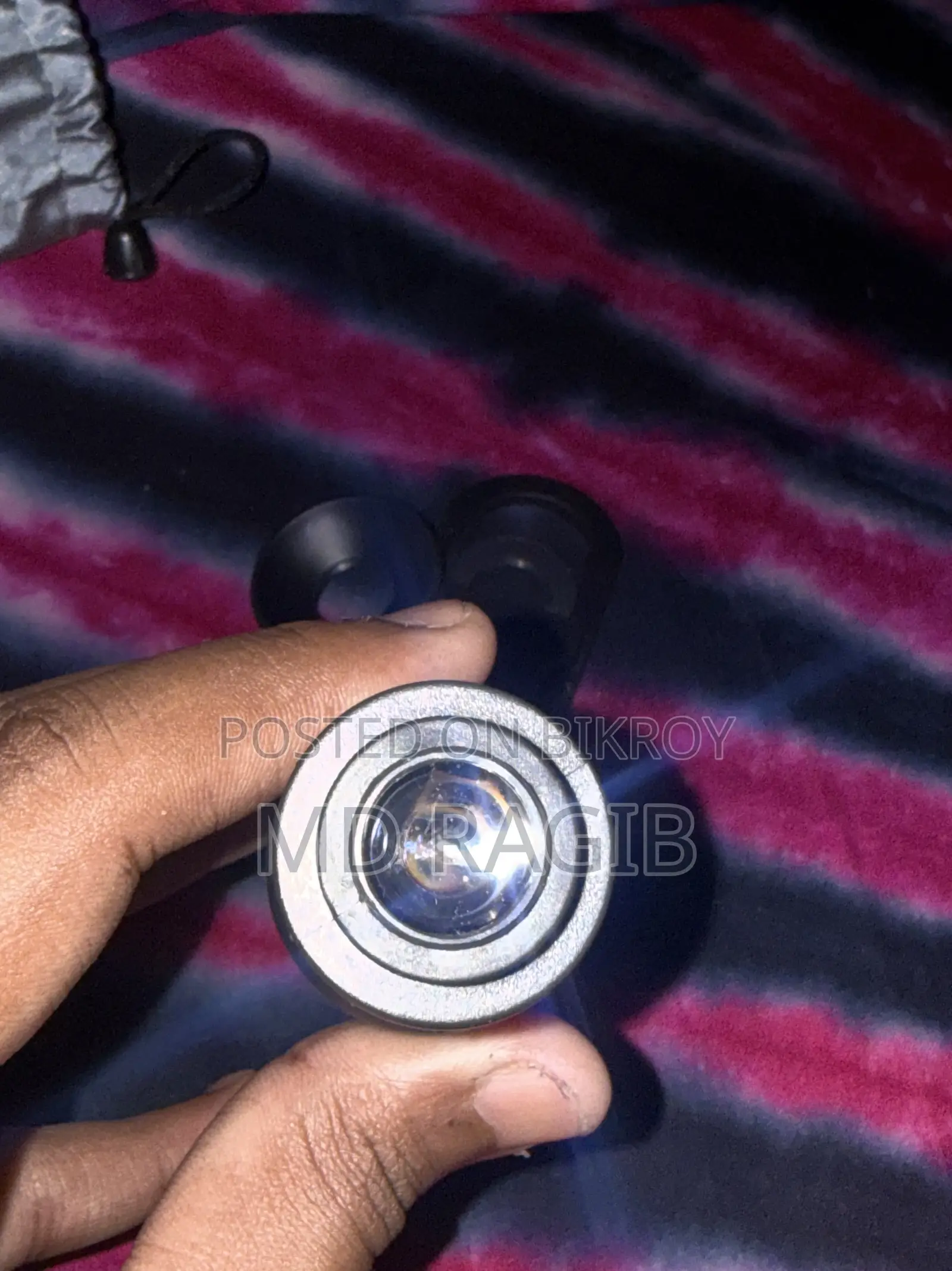 – 28×200 Mobile Telephoto Zoom Lens