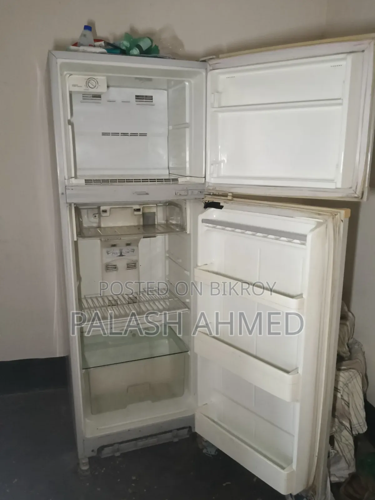 Refrigerator