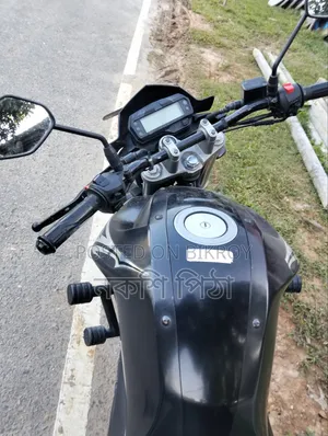 ইয়ামাহা এফজেড ২০২৩ ব্ল্যাক