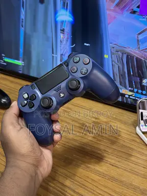 PS4 Controller