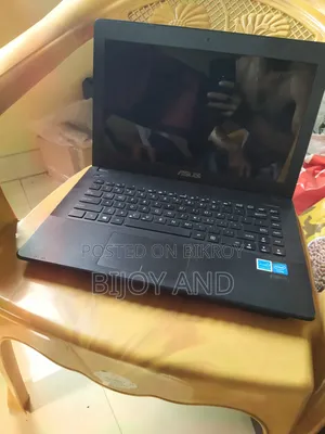 Laptop ASUS X452CP 2GB Intel Atom SSD 350GB