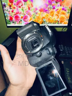ক্যানন ৭৭ডি / ১৮-৫৫মিমি লেন্স