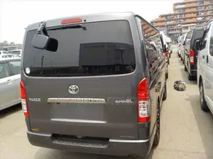 টয়োটা হাইএস ২০২১ কালো