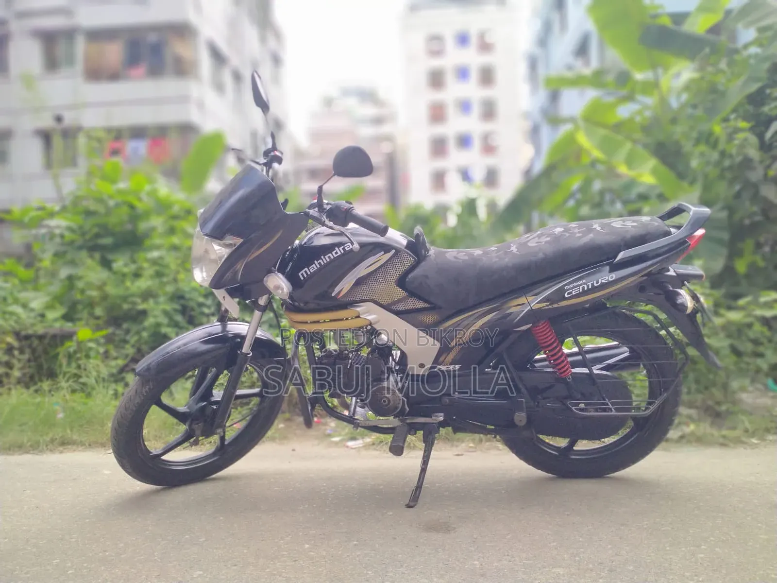Mahindra Centuro 2015 Black