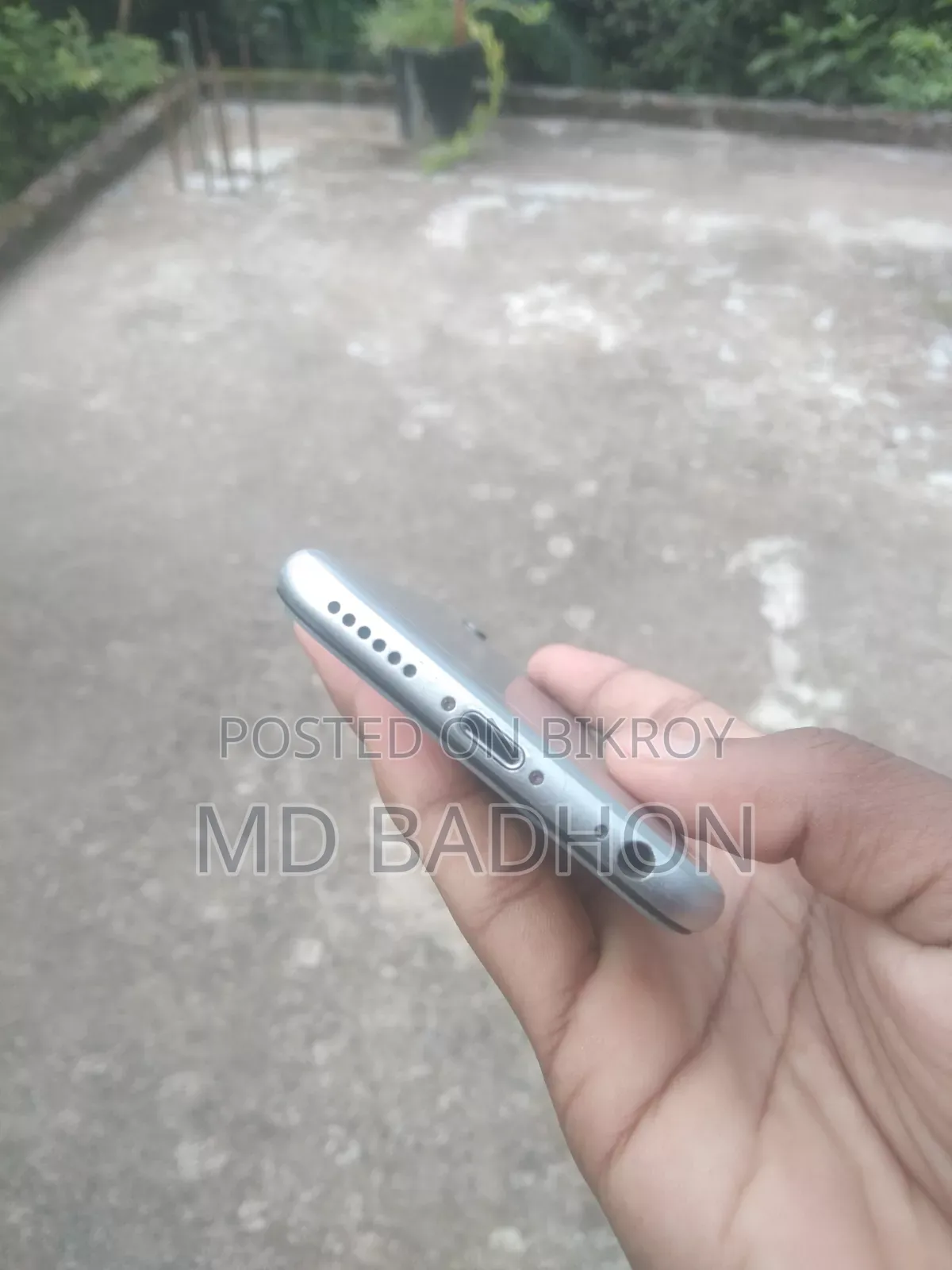 Apple iPhone 6s 64 GB White