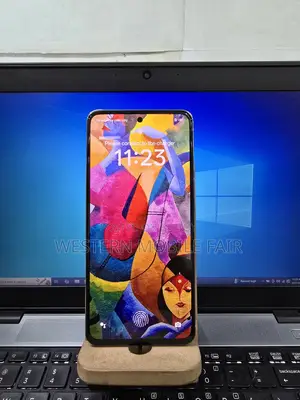 Oppo F27 256 GB Gold