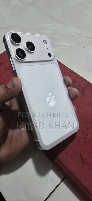 অ্যাপল আইফোন ১১ ১২৮ জিবি সিলভার