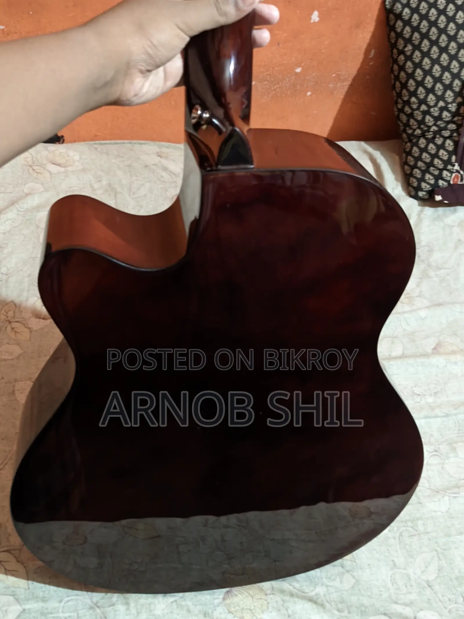 জরুরি বিক্রি – জিউলাক্স জেডএ-৮১সি কাটওয়ে অ্যাকোস্টিক গিটার প্রিয় গিটার