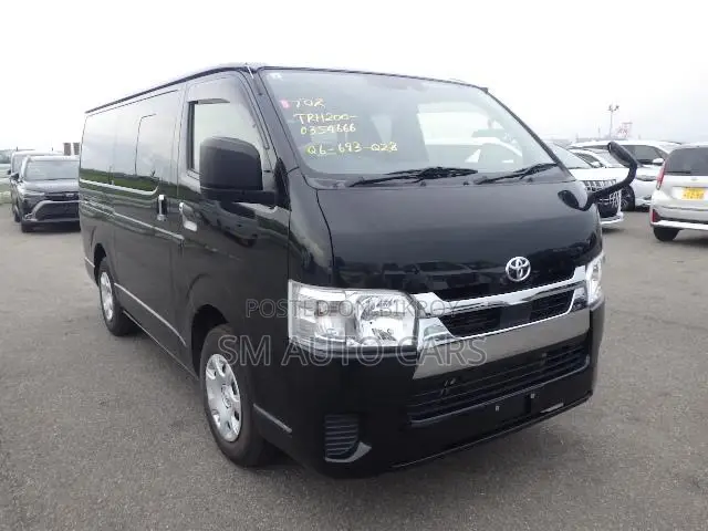 Toyota HiAce 2022 Black