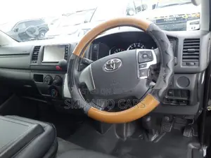 Toyota HiAce 2022 Black