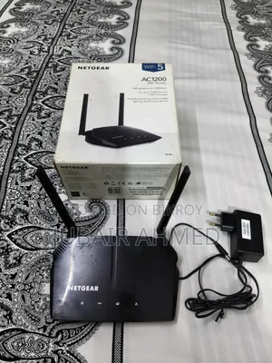 NetGear R6120 AC1200 Dual Band Router