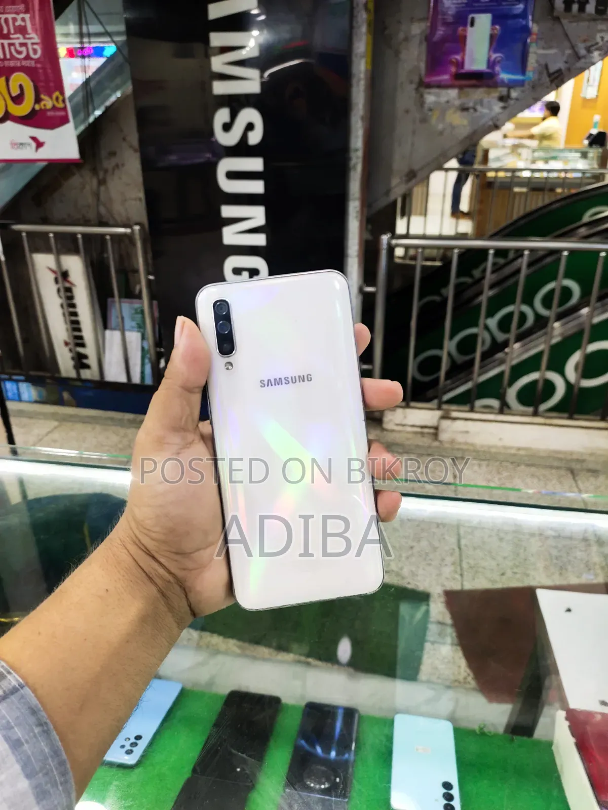 Samsung Galaxy A50 64 GB White
