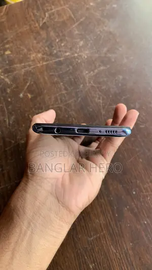 স্যামসাং গ্যালাক্সি এ৫১ ১২৮ জিবি নীল