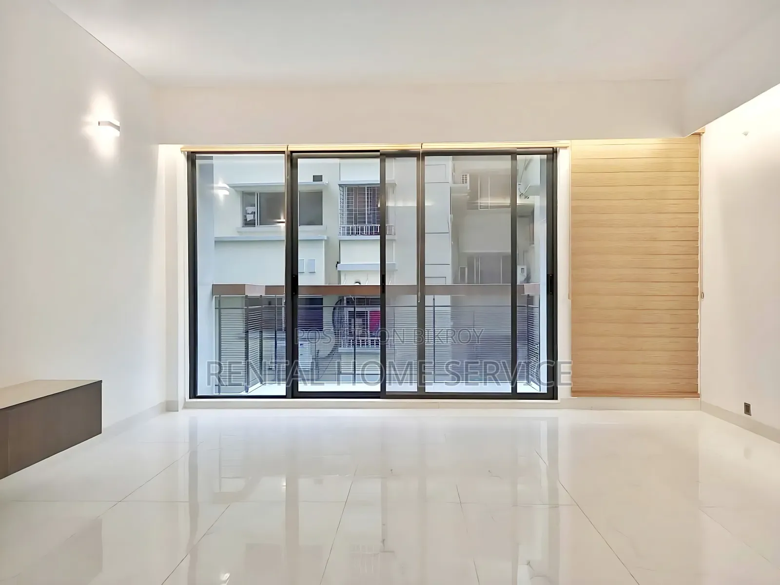 4 Bedroom Apartment in Semi Furnished for Rent