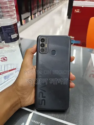 টেকনো স্পার্ক ৭ ৬৪ জিবি কালো