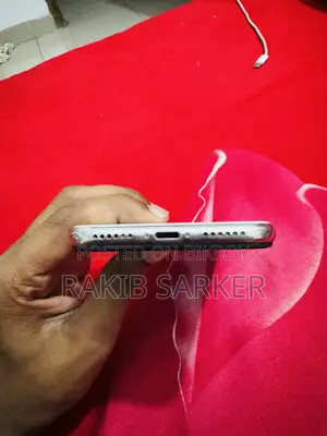 Apple iPhone X 64 GB White