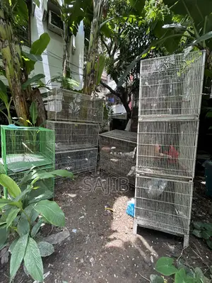 পুরাতন খাচা বি-ক্রি হবে