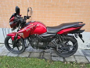 TVS Apache RTR 160 4V 2016 Red