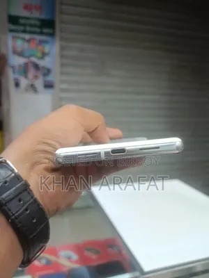 গুগল পিক্সেল ৬ প্রো ১২৮ জিবি সাদা
