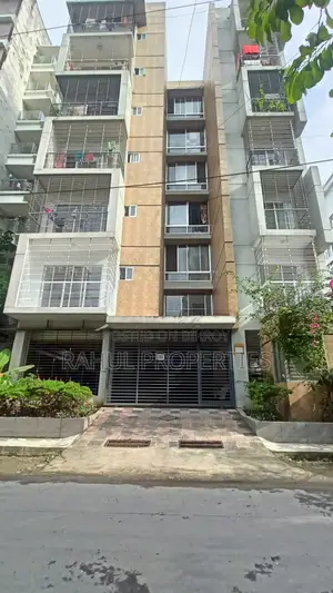 বসুন্ধরায় ৪ বেডরুমের অ্যাপার্টমেন্ট বিক্রয়ের জন্য