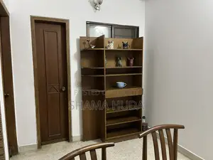উডেন শেলভস