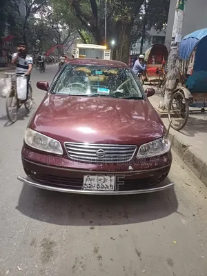নিসান সানি ২০০৬ ধূসর